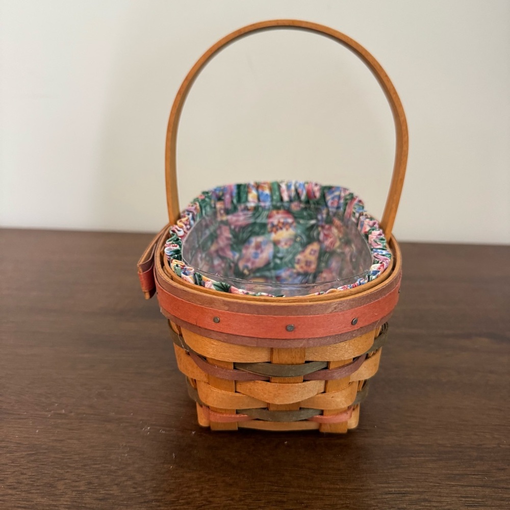 Longaberger Easter Basket Multi Color 1996 w/ Liner - Picture 4 of 10